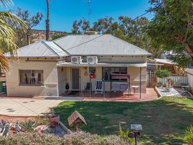 110 Burlong Road, Northam WA 6401