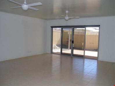 18 MullaMulla Street, Newman WA 6753