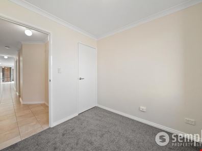 2/39 Tindal Avenue, Yangebup WA 6164