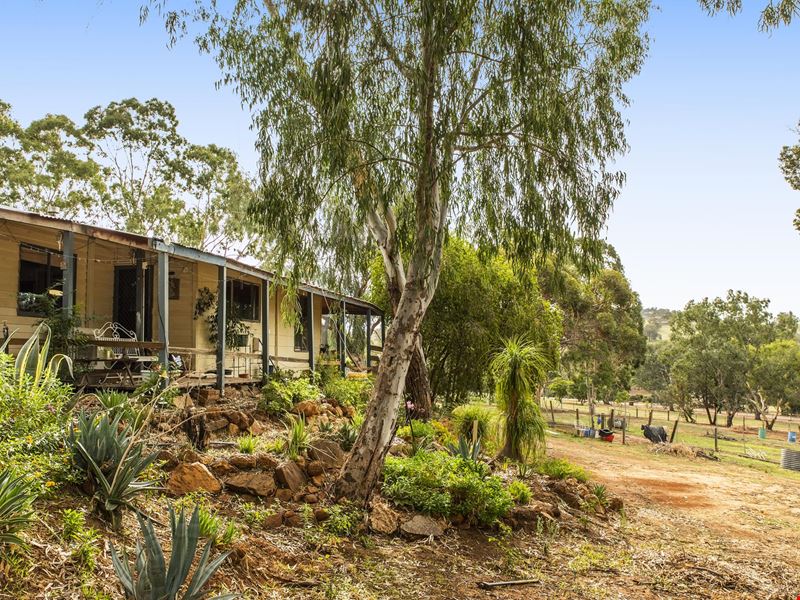 16 Ridgetop Ramble, Bindoon WA 6502