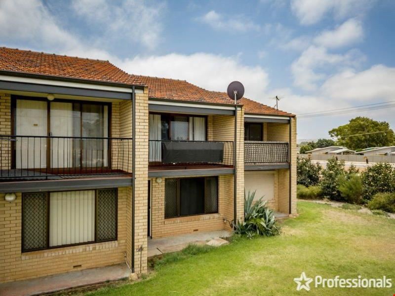 5/125 Railway Street, Bluff Point WA 6530