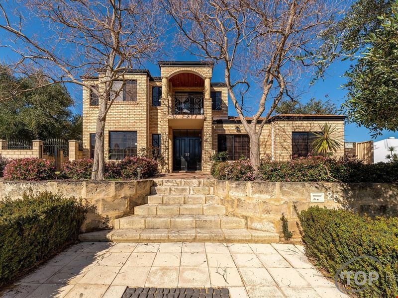 28 Lowan Loop, Karawara WA 6152