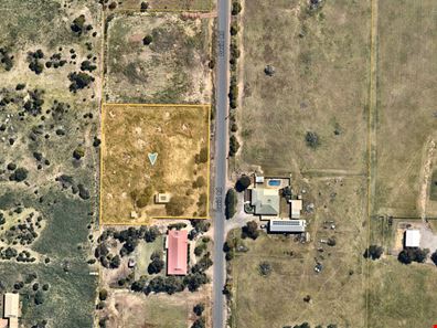 25 David Road, Waggrakine WA 6530