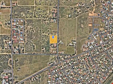 25 David Road, Waggrakine WA 6530