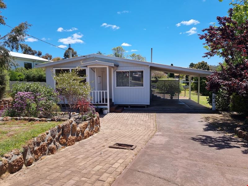 5 Nix Street, Boyup Brook WA 6244