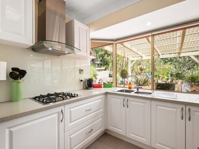 21 Gilfellon Road, Stoneville WA 6081