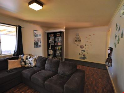 4 Howard Drive, Newman WA 6753