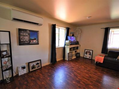 4 Howard Drive, Newman WA 6753