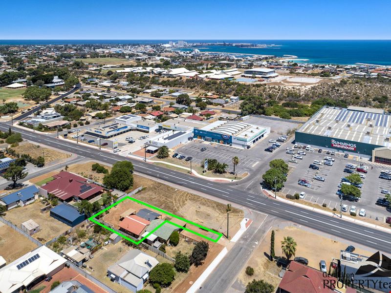 202B First Street, Wonthella WA 6530