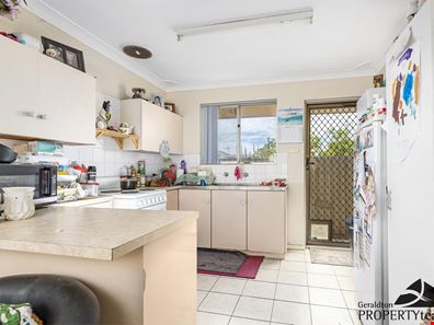 202B First Street, Wonthella WA 6530