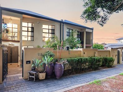 10/25 Groves Avenue, Attadale WA 6156