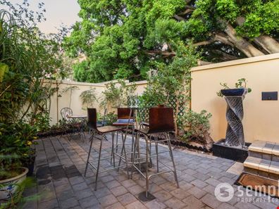 10/25 Groves Avenue, Attadale WA 6156