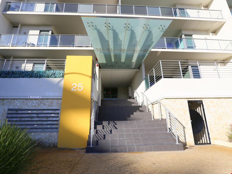 110/25 Malata Crescent, Success WA 6164