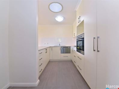 Villa 25/1 Wendouree Road, Wilson WA 6107