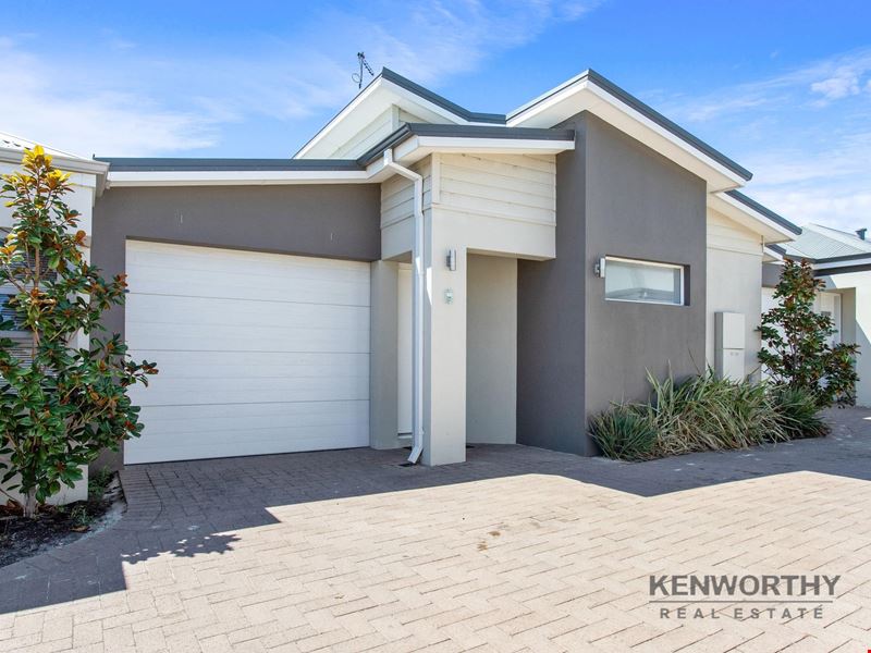 8/1 Lomax Court, Beeliar WA 6164