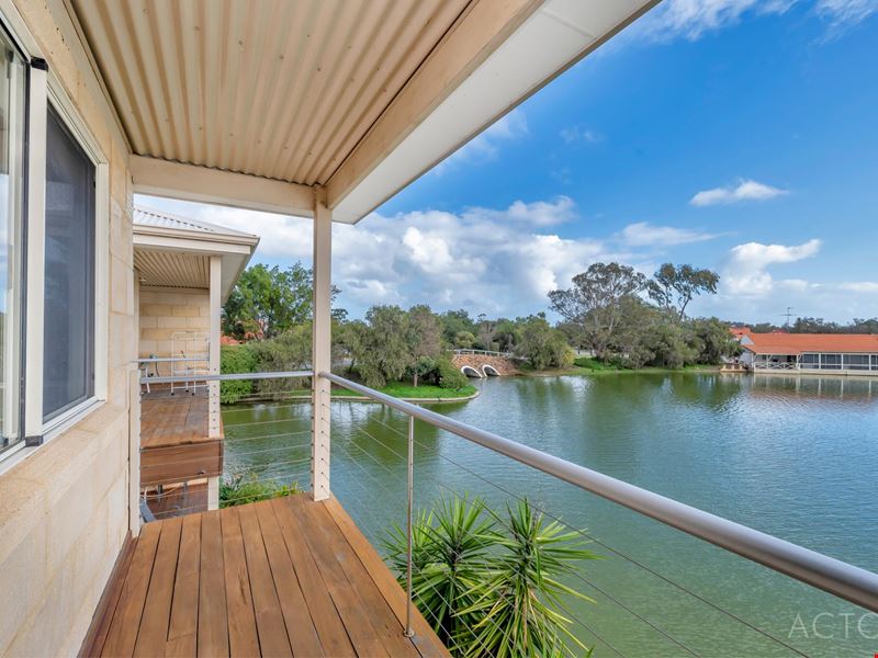 18/1 Lakes Crescent, South Yunderup WA 6208