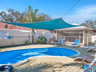 18/1 Lakes Crescent, South Yunderup WA 6208