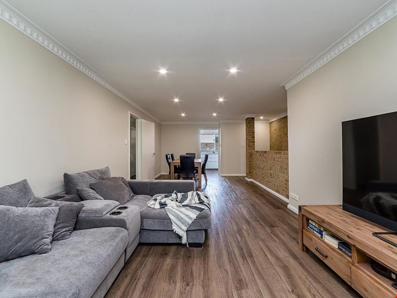 6/1 Marcus Avenue, Booragoon WA 6154