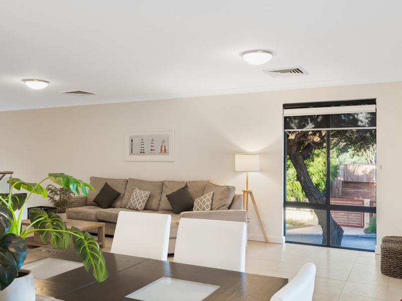 1/6 Dawson Drive, Yallingup WA 6282