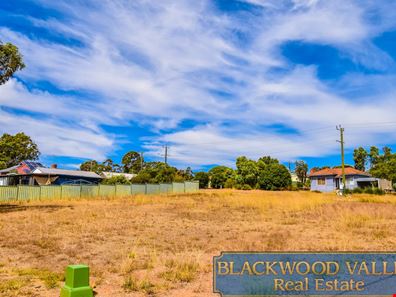 39/ Mitchell Ave, Boyup Brook WA 6244