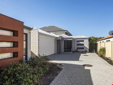 17C Bunratty Link, Canning Vale WA 6155