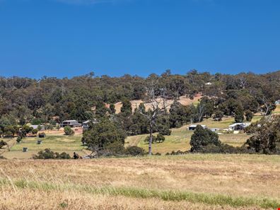 614/ Malvi Close, Lower Chittering WA 6084