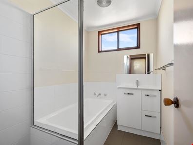 1/5 Hicks Road, Hannans WA 6430