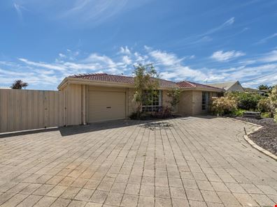 45 Dampier Drive, Golden Bay WA 6174
