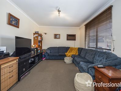 18B Shorne Place, Marangaroo WA 6064