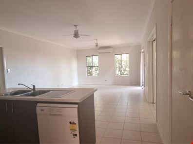 31 Homestead Ramble, Newman WA 6753