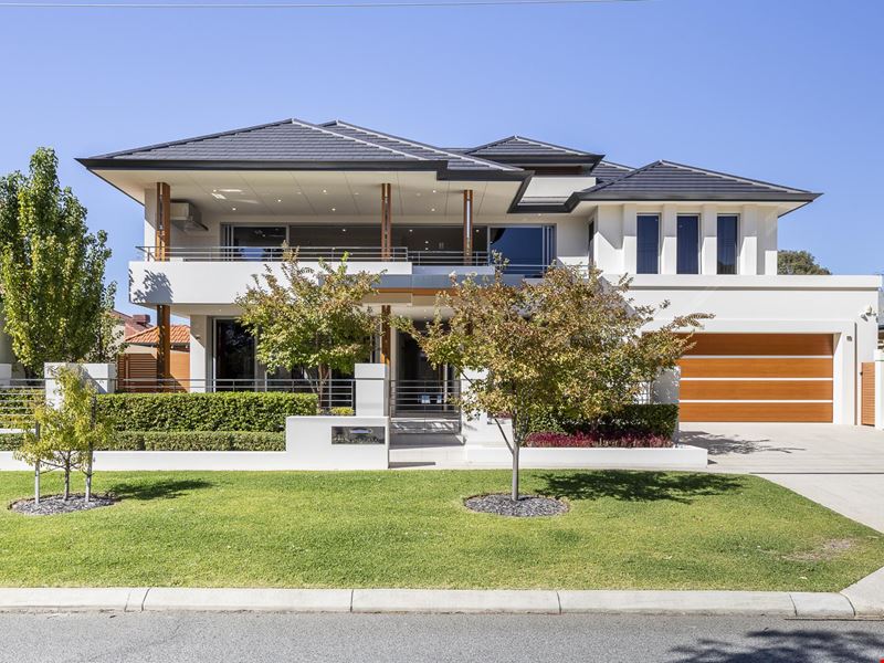 15 Wareana Street, Menora WA 6050
