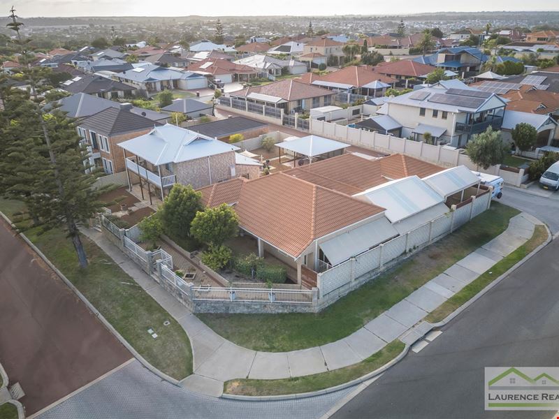 2 Halmstad Circle, Mindarie WA 6030