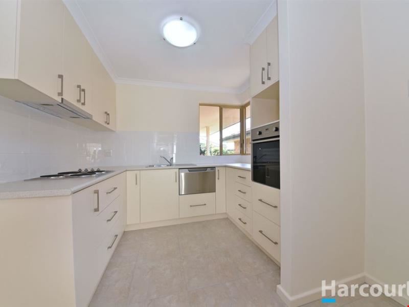 Villa 3/25-27 Parkhill Way, Wilson WA 6107