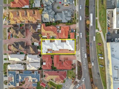 338A Harborne St, Glendalough WA 6016