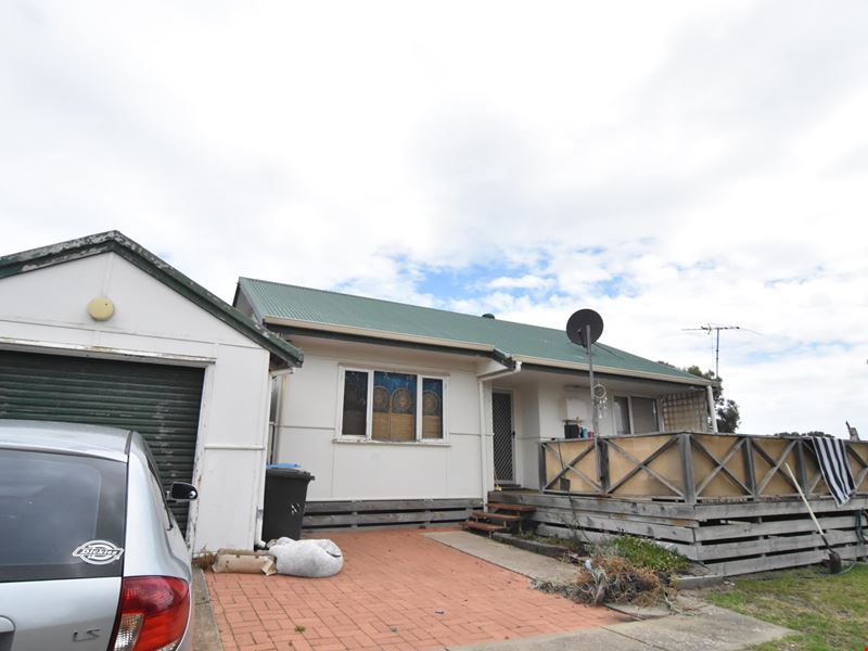 12 Tupper Street, Esperance WA 6450