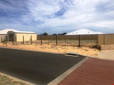 2 Melba Way, Dalyellup WA 6230