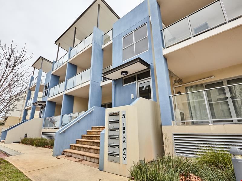 11/5 Ibera Way, Success WA 6164