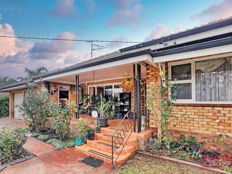 16 ADAM STREET, Williams