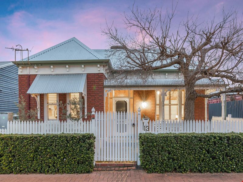 13 Wellman Street, Guildford WA 6055