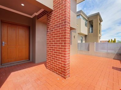 20 Saddler Circle, Mirrabooka WA 6061