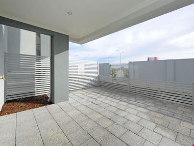 14/1 Elsbury Approach, Clarkson WA 6030