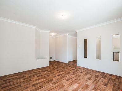 5 Downy Green, Mirrabooka WA 6061
