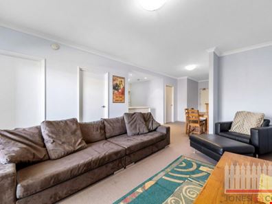 30/42 The Crescent, Midland WA 6056