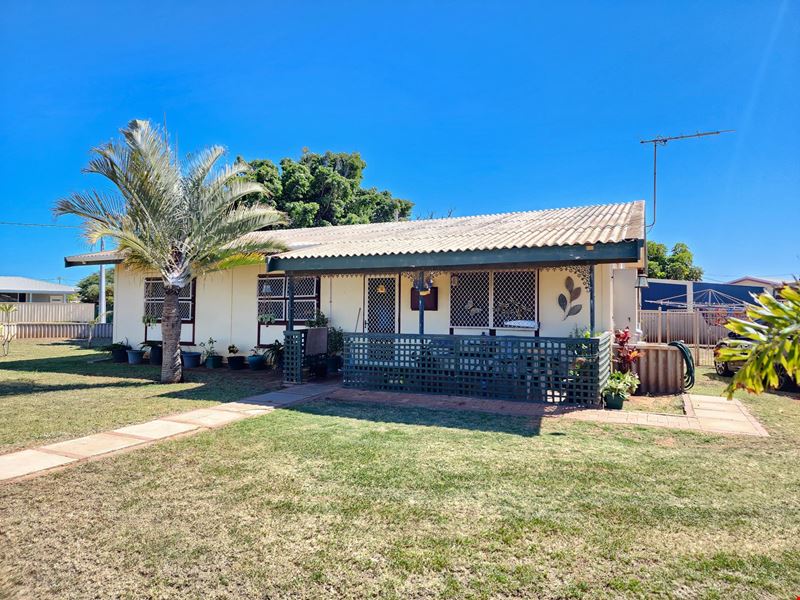 1 Ridley Place, Carnarvon WA 6701