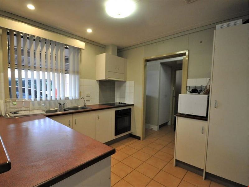 14 Warrambucca Crescent, Newman