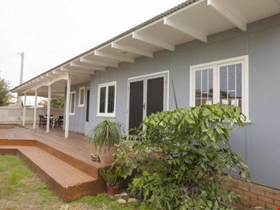 2 Beckett  Street, South Carnarvon WA 6701