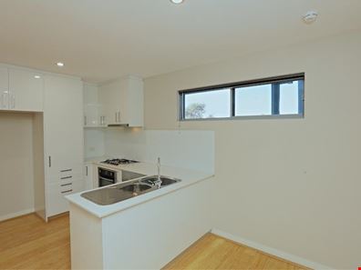 5/7 Mahlberg Avenue, Woodlands WA 6018