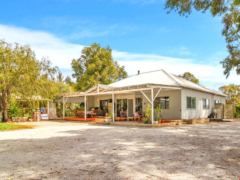 560 Railway Parade, Baskerville