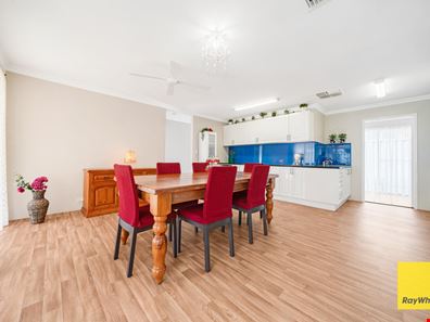 1 Bartle Lane, Alexander Heights WA 6064