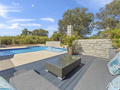 35 Triandra Court, Banjup WA 6164